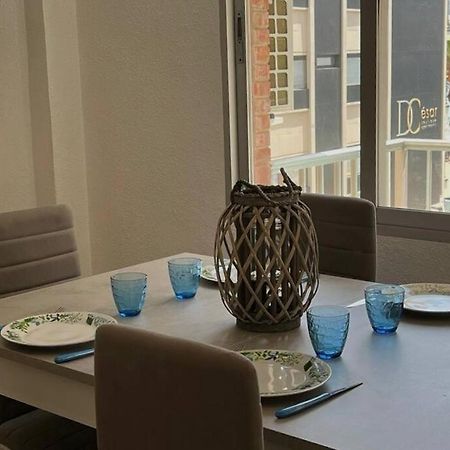 Apartamento Centrico Y En Primera Linea De Playa Lejlighed Benidorm Eksteriør billede
