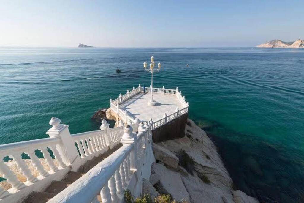 Apartamento Centrico Y En Primera Linea De Playa Lejlighed Benidorm Eksteriør billede