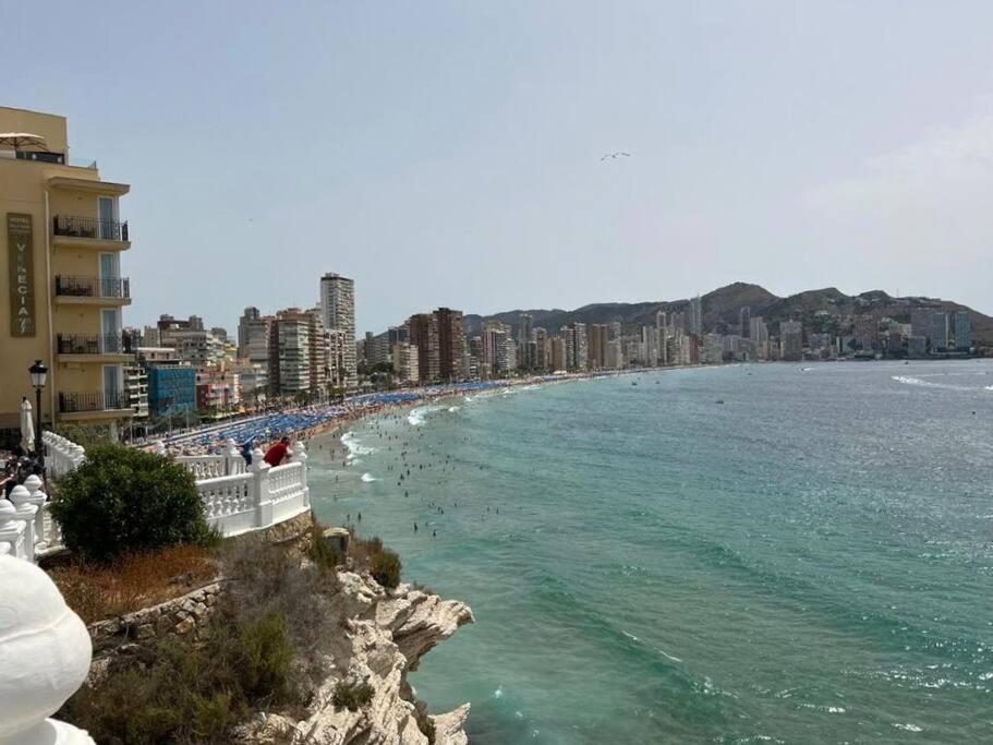 Apartamento Centrico Y En Primera Linea De Playa Lejlighed Benidorm Eksteriør billede