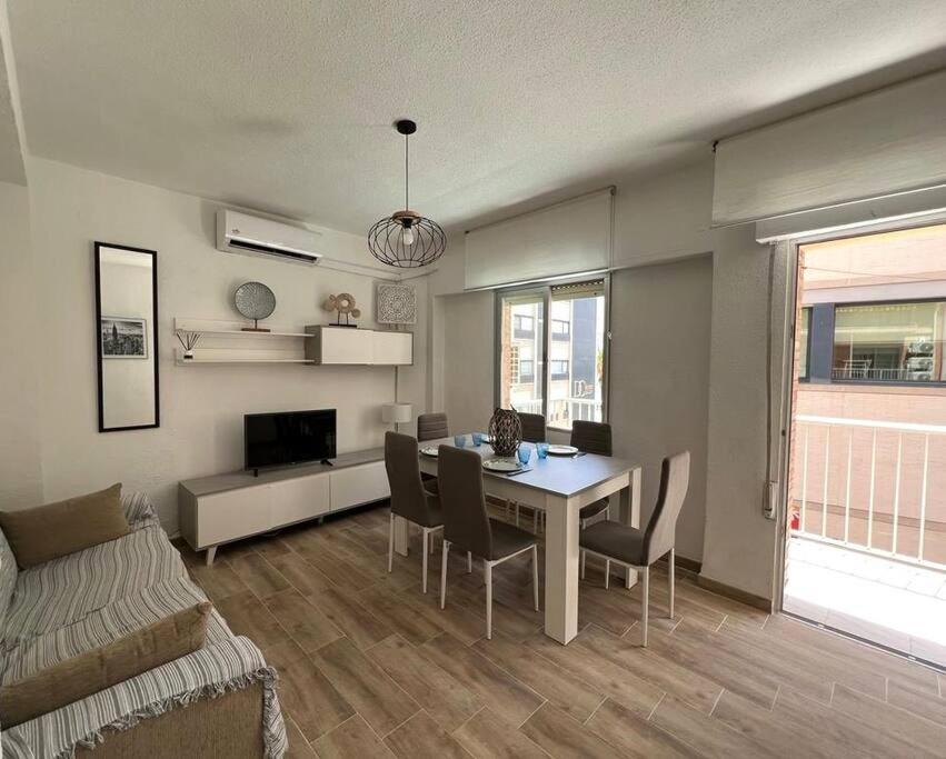 Apartamento Centrico Y En Primera Linea De Playa Lejlighed Benidorm Eksteriør billede
